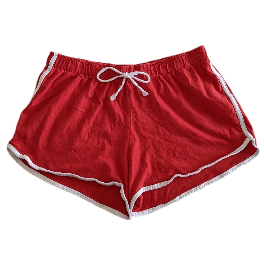 Retro red summer shorts
